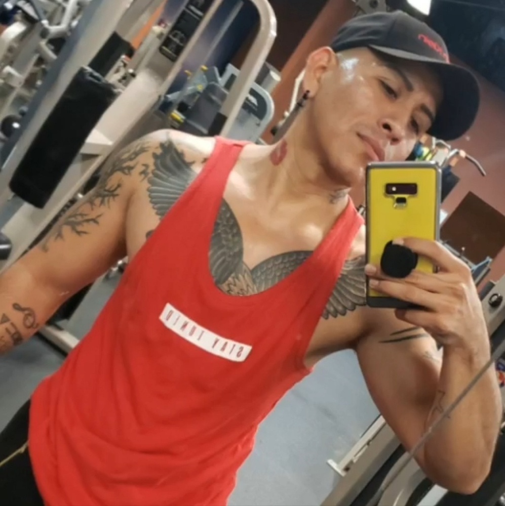 Meet your Posher, Luis